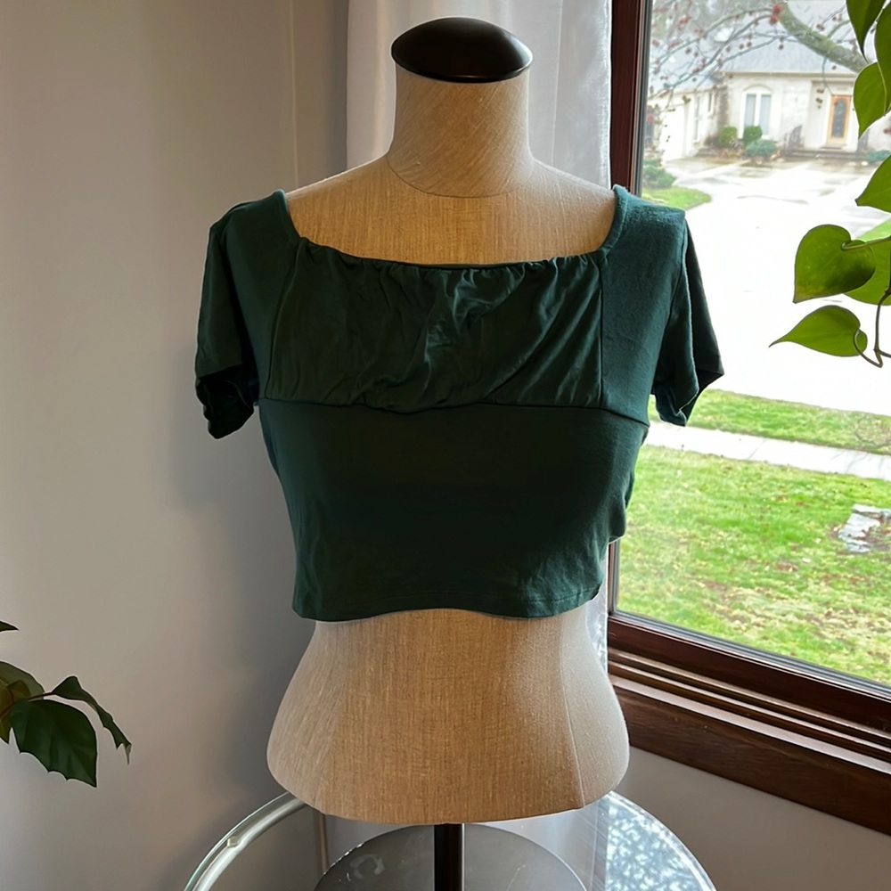 Pacsun emerald green crop top